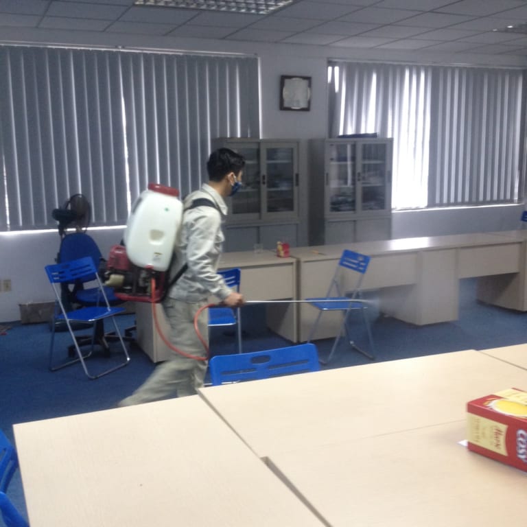 Phun muỗi trường học xã la hà đông6