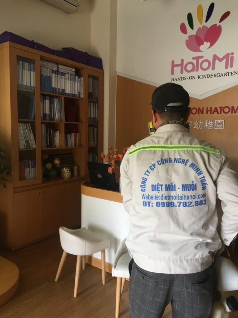 Dịch vụ phun muỗi nhà dân và trường học24
